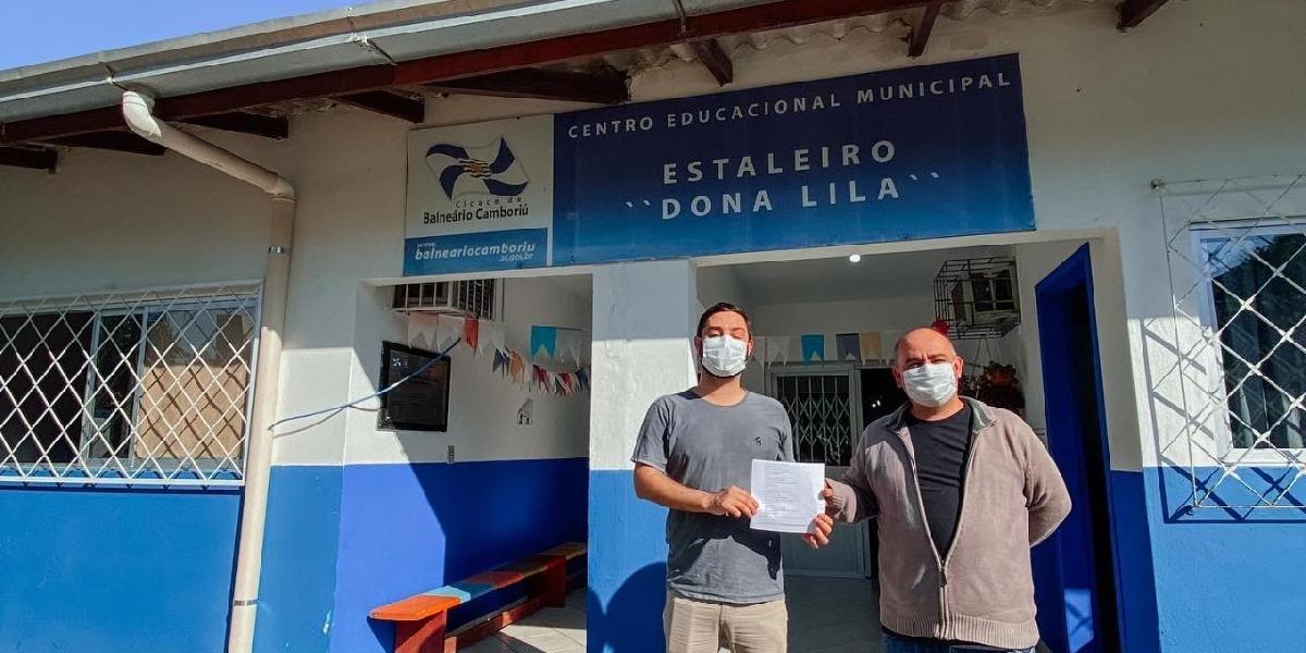 Alunos pedem melhorias para escola do Estaleiro