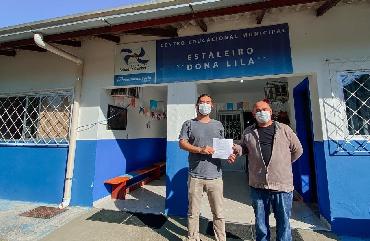 Alunos pedem melhorias para escola do Estaleiro