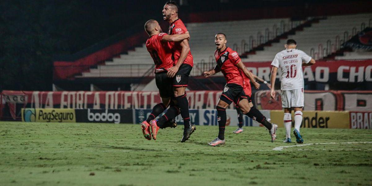 Atlético-GO tira invencibilidade do Fluminense no Brasileiro