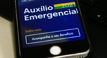 Auxílio emergencial é pago a beneficiários do Bolsa Família com NIS 1