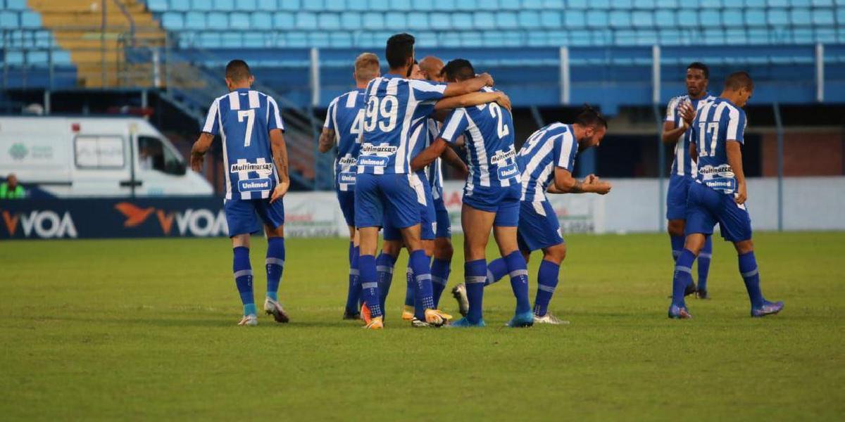 Avaí vence Chapecoense e sai na frente na decisão do Catarinense