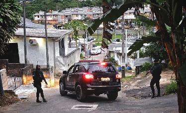 Balneário Camboriú reebe...