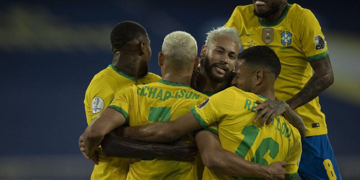 Brasil goleia seleção peruana e segue 100% na Copa América