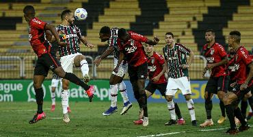 Brasileirão: Athletico-PR supera Fluminense e permanece vice-líder