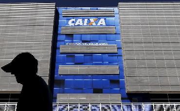 Caixa anuncia abertura...