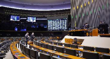 Câmara aprova MP do novo salário mínimo de R$ 1.100