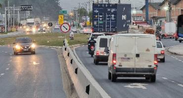 Carlos Moisés entrega reabilitação da rodovia Jorge Lacerda