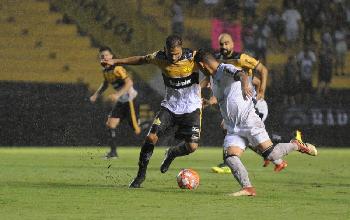 Catarinenses participam de jogos do Campeonato Brasileiro