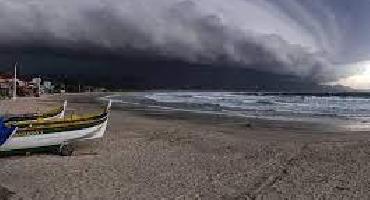 Chuva com risco de temporais isolados em Santa Catarina