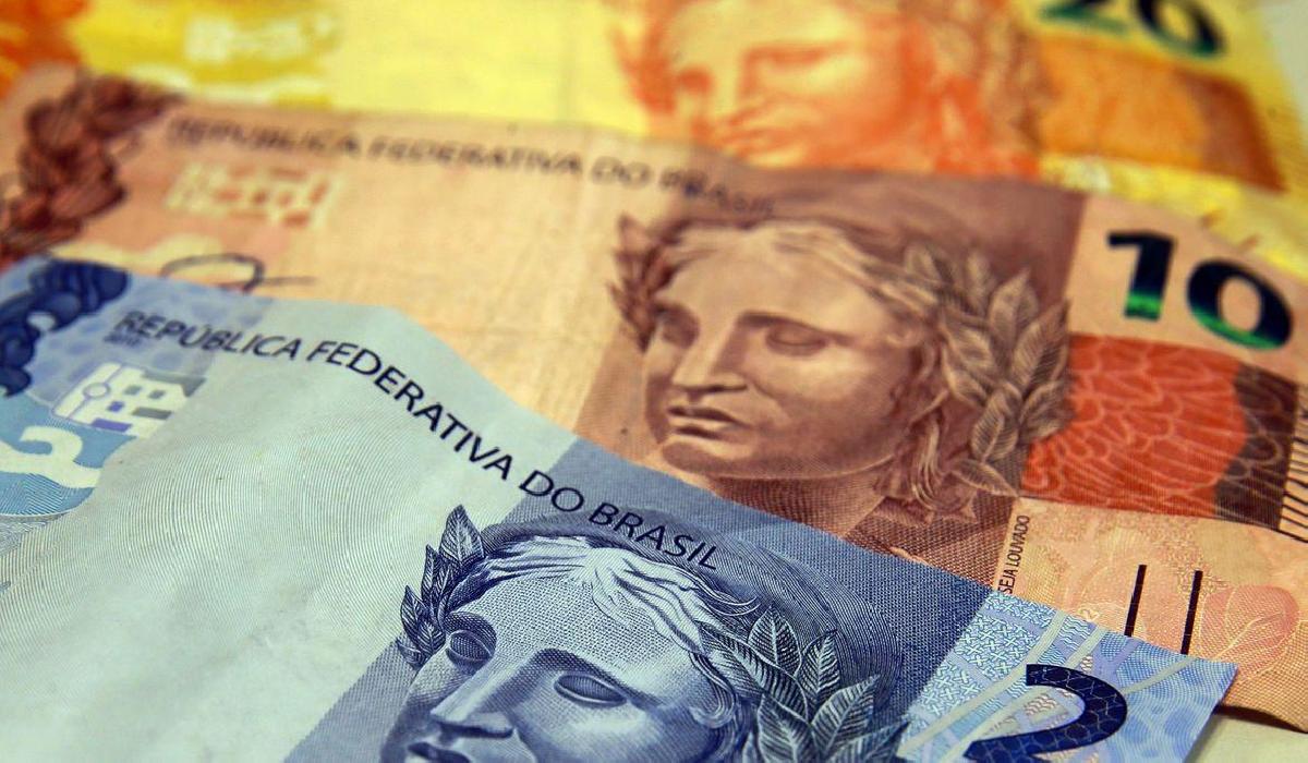 Contas públicas têm superávit recorde de R$ 24,2 bilhões em abril