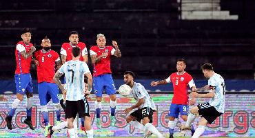 Copa América: Argentina e Chile empatam em 1 a 1 no Rio de Janeiro