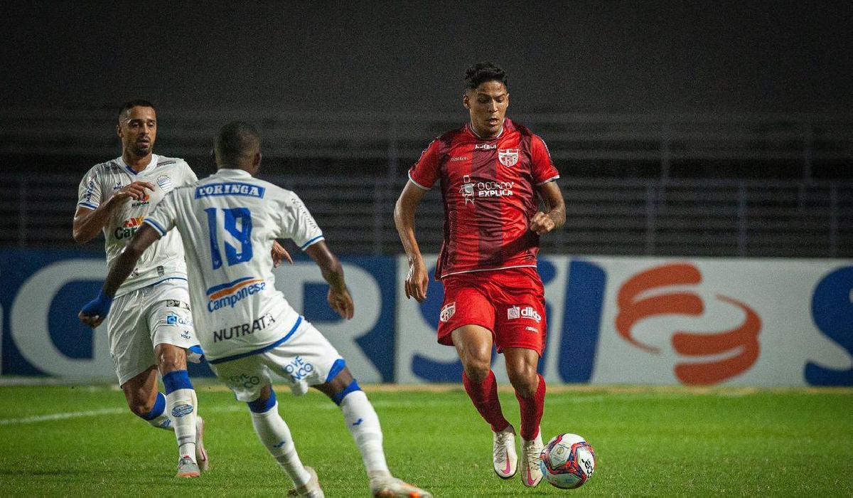 CRB vence CSA no clássico alagoano da Série B no estádio Rei Pelé