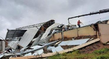 Defesa Civil diz que tempestade em Santa Catarina formou tornado