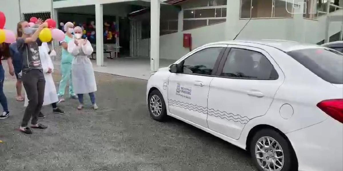 Drive-thru segue fechado: Continua faltando vacina em Balneário Camboriú