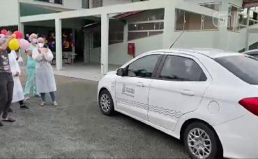 Drive-thru segue fechado:...