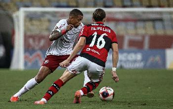 Em momentos opostos, Flamengo e Fluminense se enfrentam hoje