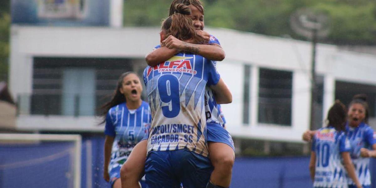 Empate complica Napoli-SC e Real Brasília no Brasileiro Feminino