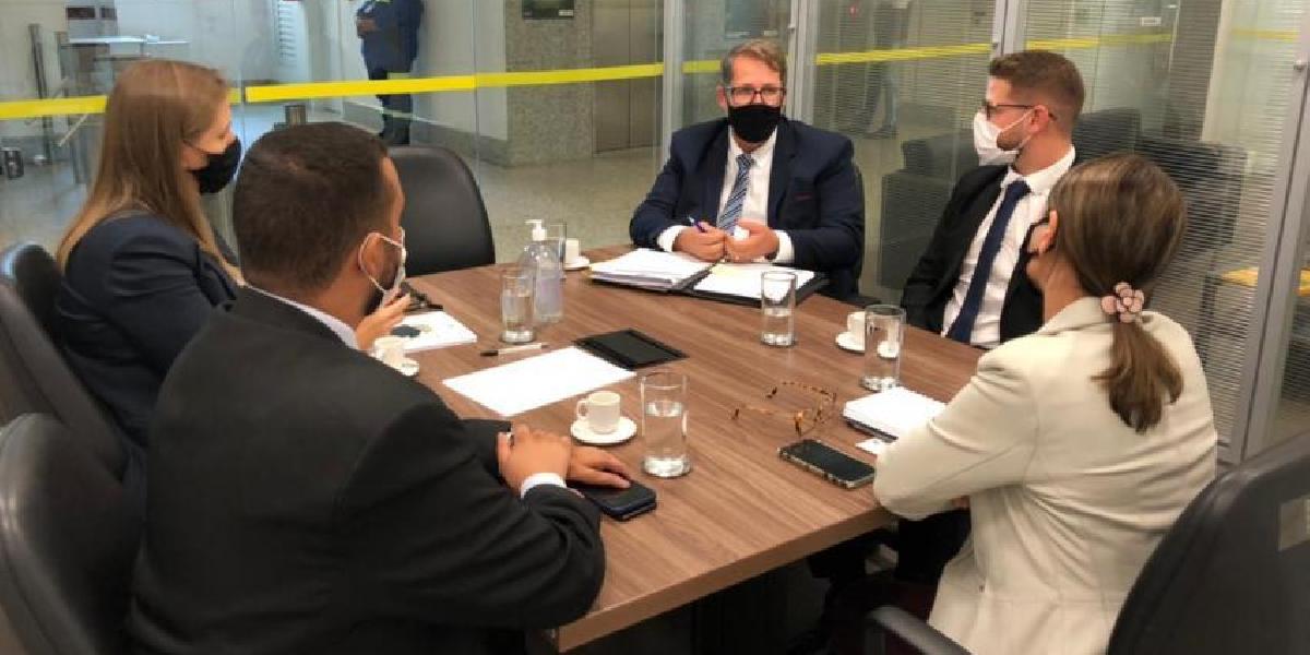 Equipe do vereador Anderson participa de reuniões na Secretaria do Esporte e na ANTT