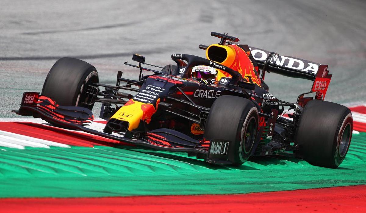 F1: Verstappen lidera treino na Áustria e Bottas assusta com derrapada