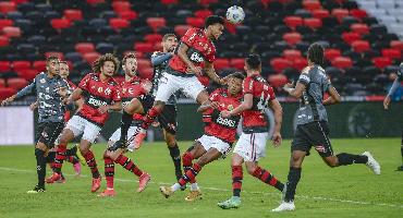 Flamengo goleia ABC e fica perto das quartas da Copa do Brasil