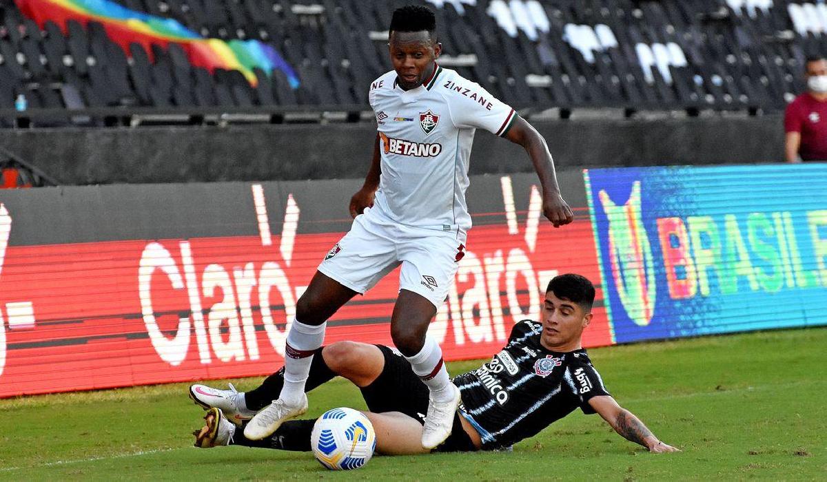 Fluminense arranca empate com Corinthians em São Januário