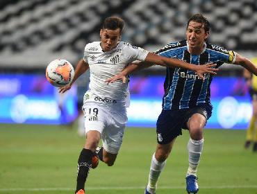 Grêmio busca 1ª vitória e Santos quer se aproximar do G4 do Brasileiro