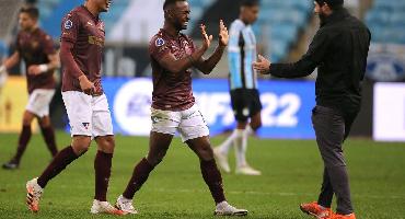 Grêmio perde para LDU e dá adeus à Sul-Americana