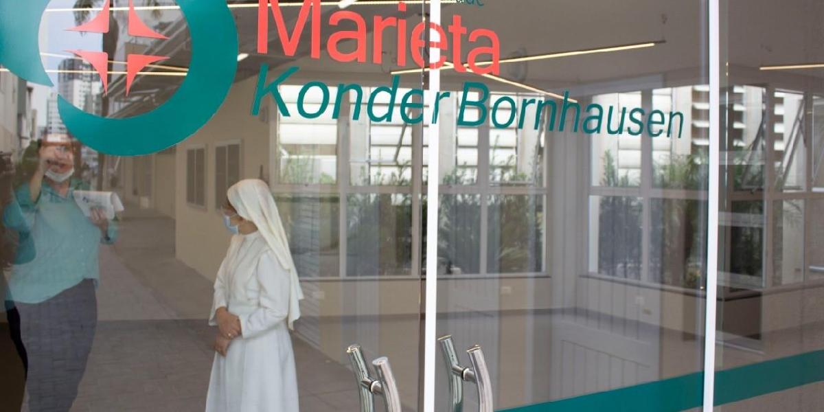 Hospital Marieta dobra tamanho do refeitório com doações de empresas locais