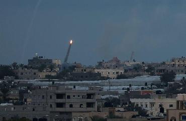 Israel e Hamas intensificam bombardeios