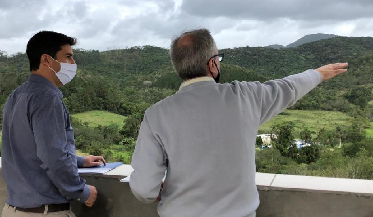 Meirinho visita área do Distrito Regional de Inovação