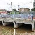 Obra em uma das pontes do Rio das Ostras segue para etapa final