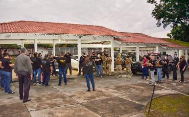 Operação Acalento combate...