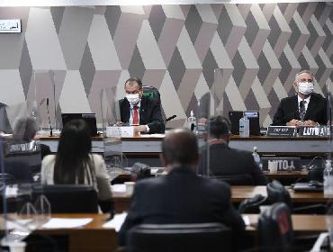 Osmar Terra diz que foi otimista em opiniões sobre a pandemia