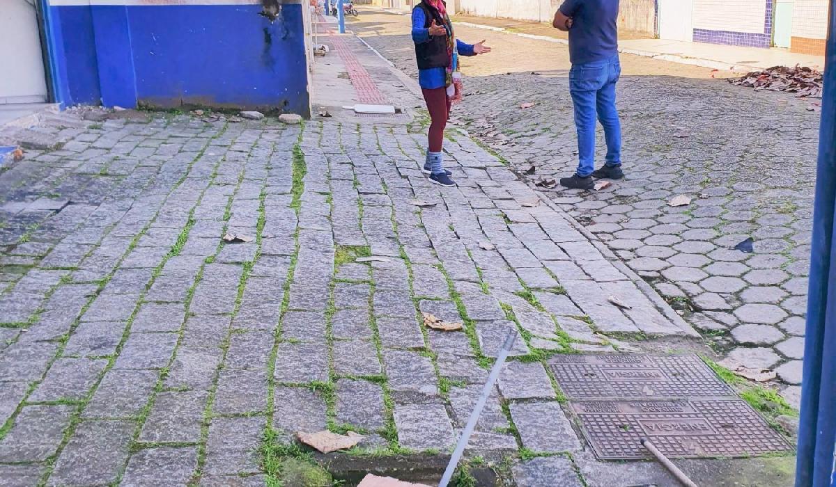 Patrick denuncia descaso da Prefeitura com moradores da rua 770