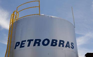 Petrobras reduz preço...