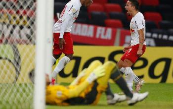 PLACAR: Bragantino supera Flamengo no Maracanã