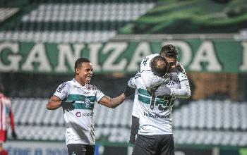 PLACAR: Vitória do Coritiba em duelo direto contra o Náutico