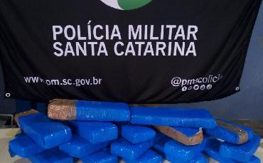 Polícia Militar prende...