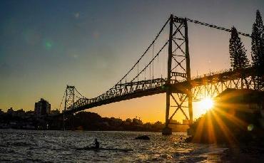 Ponte Hercílio Luz...