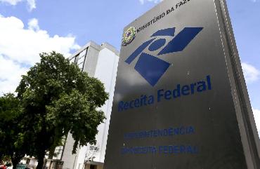 Receita paga hoje restituições do terceiro lote do Imposto de Renda