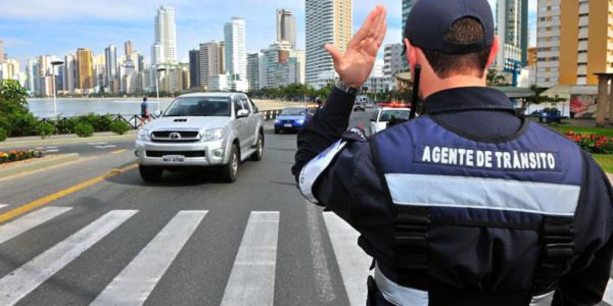 Rua 300 ficará parcialmente interditada nesta segunda