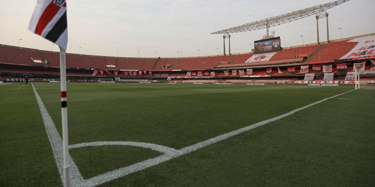 São Paulo e Chapecoense medem forças após início ruim no Brasileiro