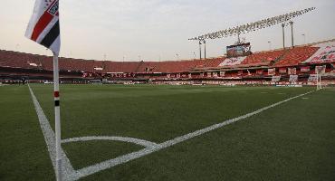 São Paulo e Chapecoense medem forças após início ruim no Brasileiro