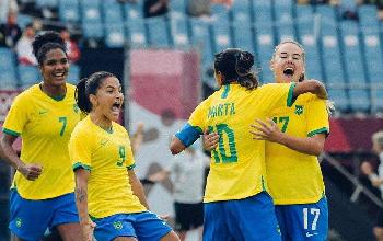 Seleção feminina goleia China na estreia do Brasil na Olímpiada