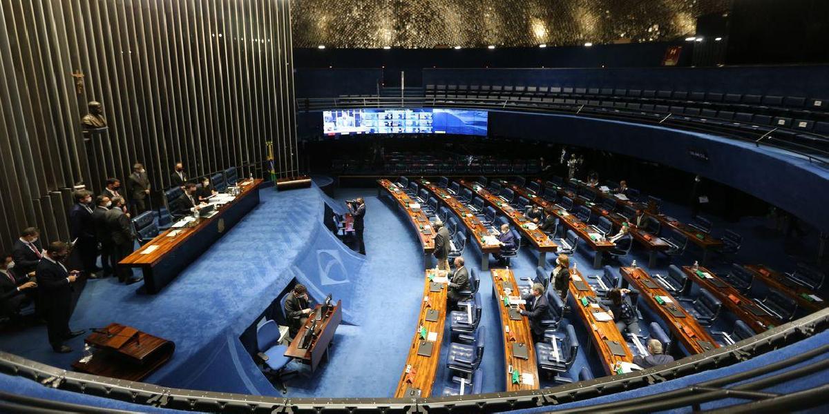 Senado aprova suspensão de despejo de imóveis alugados