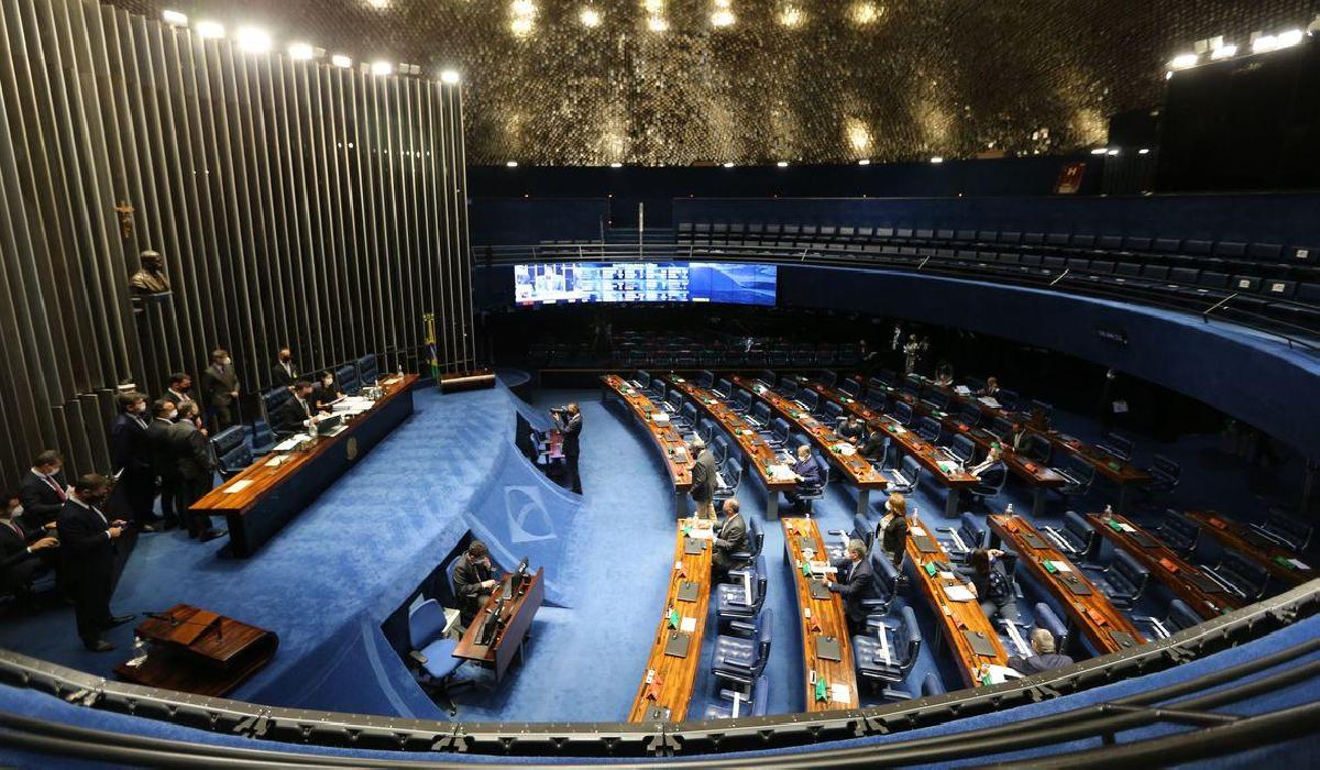 Senado aprova suspensão de despejo de imóveis alugados