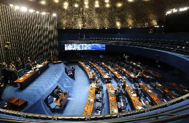 Senado aprova suspensão de despejo de imóveis alugados