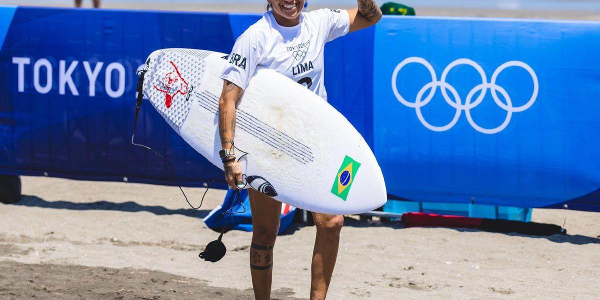 Silvana, Medina e Ítalo avançam às quartas de final do surfe em Tóquio