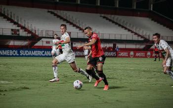 Sul-Americana: Brasileiros vacilam em casa e Rosário vence clássico