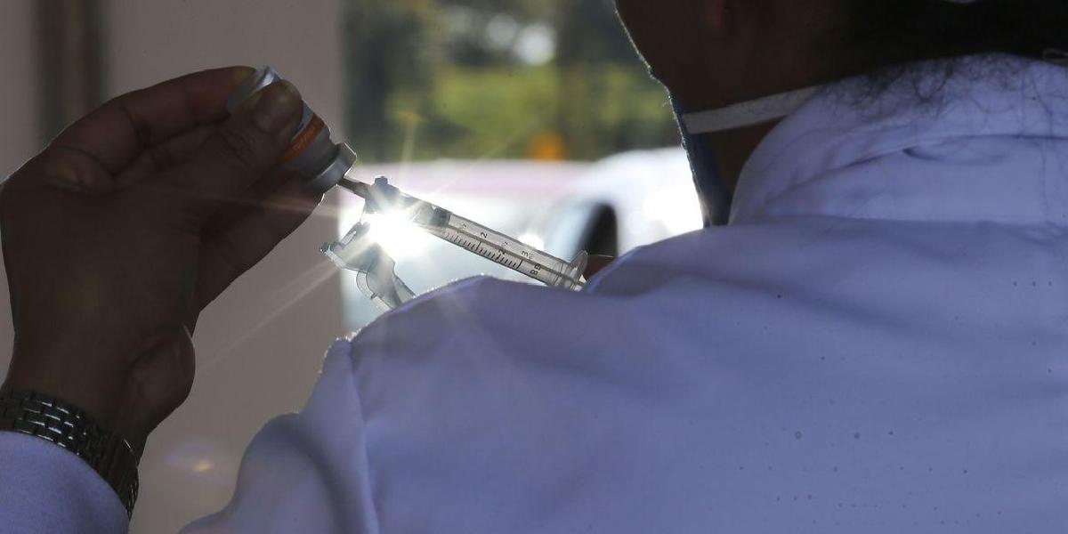 Trabalhadores do transporte coletivo receberão vacina contra covid-19